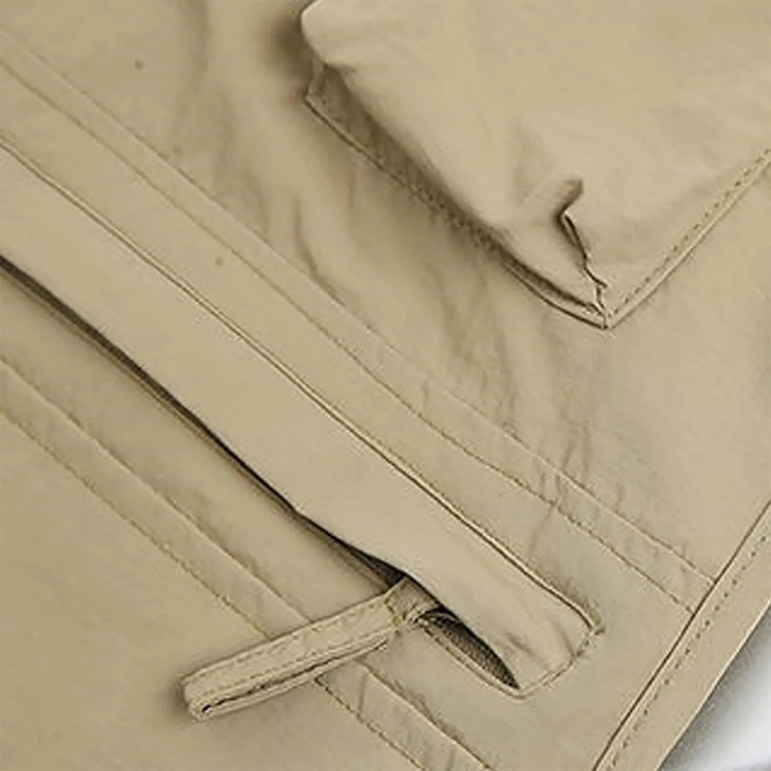 Dgoopd Lightweight Vest for Men Sleeveless Travel Hiking Casual Vest with Zipper Pockets
