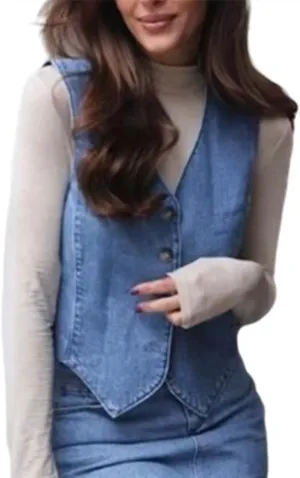 Faretumiya Women Denim Vest Button Down Sleevelss Crop Top Y2k Jean Waistcoat Jacket Slim Fit Going Out Fashion Vest