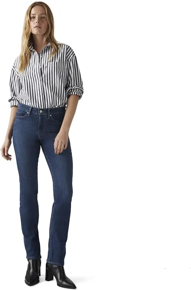 Levi's Women's Classic Straight Jeans