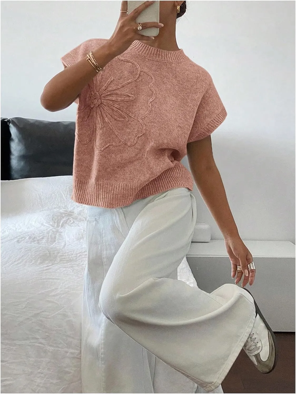 MakeMeChic Women's Floral Knitted Vest Top Sleeveless Pullover Sweater Vest