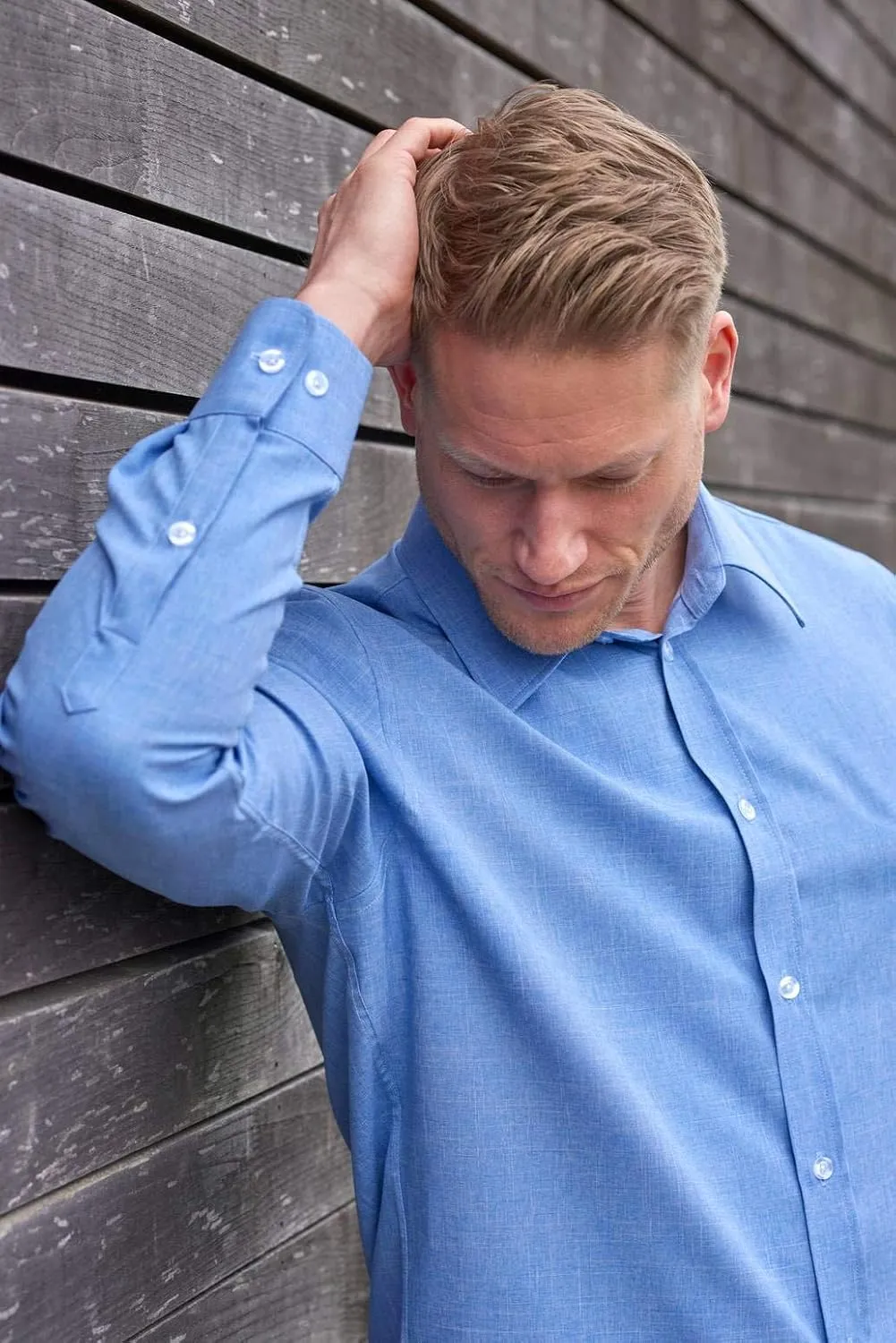 Men's All Over Sweatproof Dress Shirt