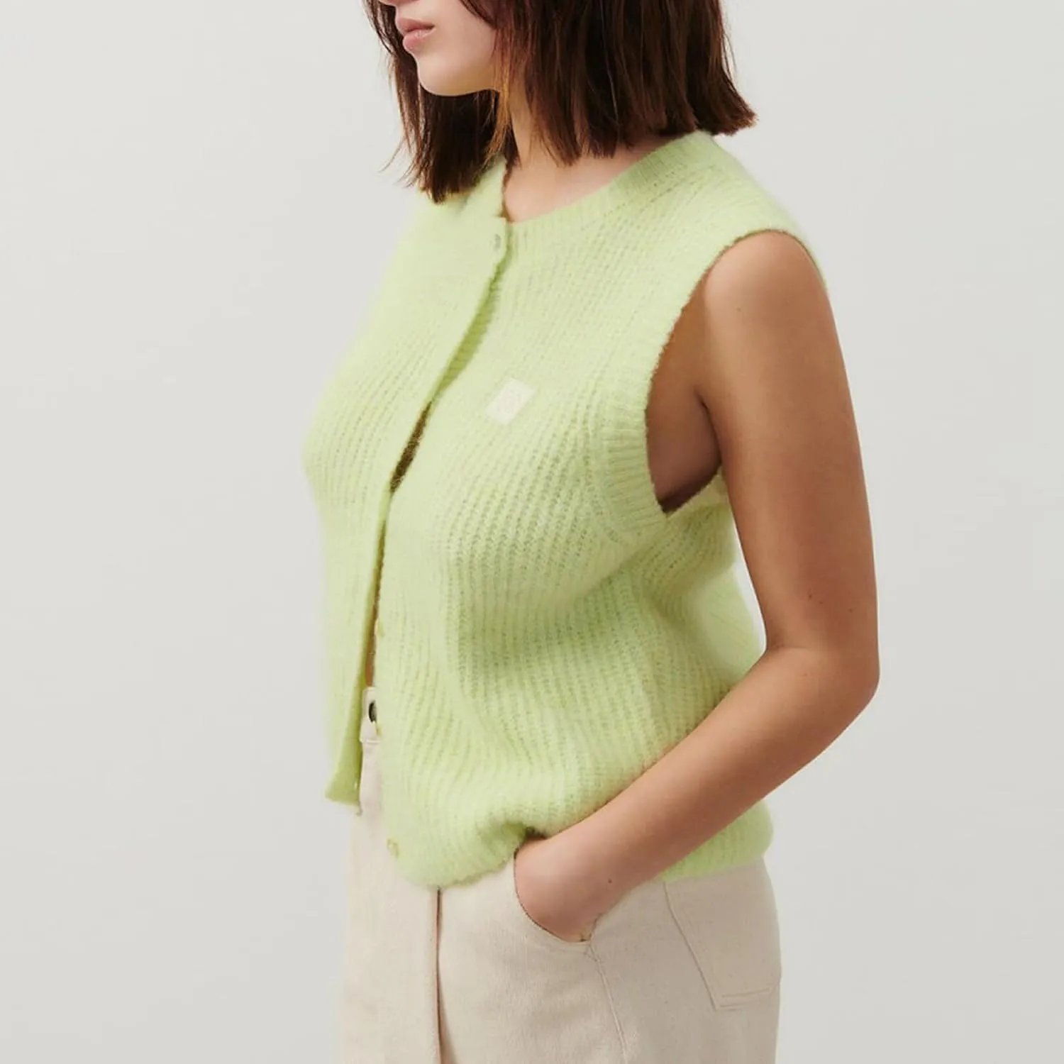 Women Summer Sweater Vest Button Down Round Neck Knitted Tank Top Y2k Sleeveless Sweater Cardigan